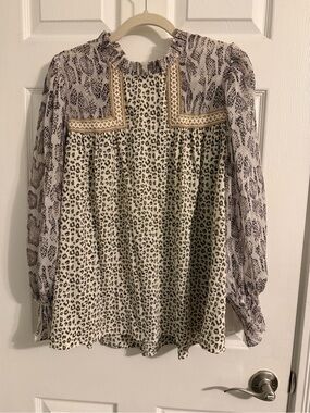 Womens Leopard Print Long-Sleeve Peasant Blouse - Beige/Black